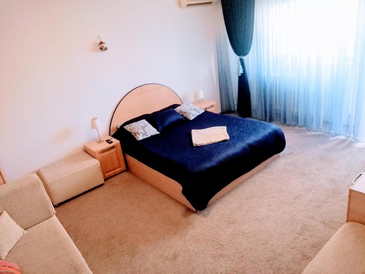 Unirea Cozy Studio Apartment Bukares Bagian luar foto
