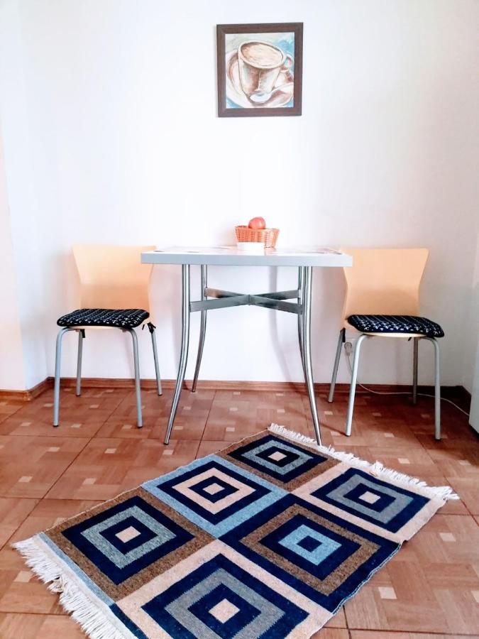Unirea Cozy Studio Apartment Bukares Bagian luar foto